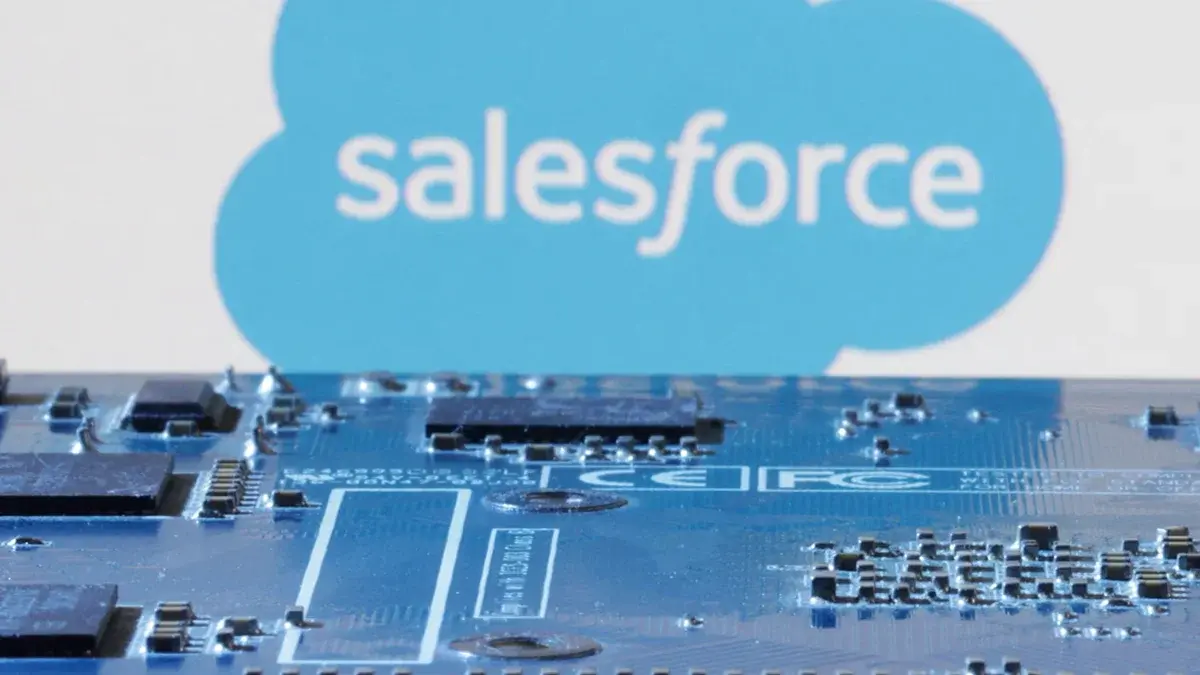 Salesforce blocks AI access