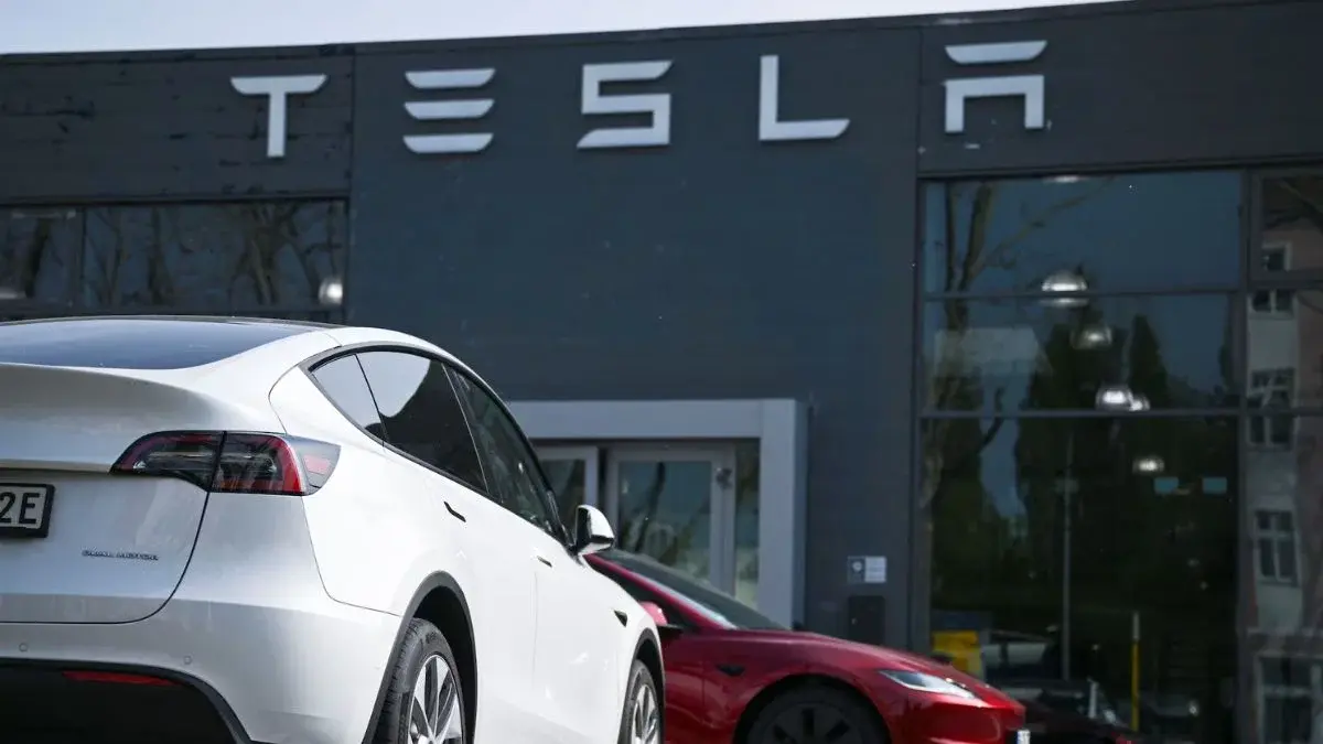Tesla quarterly deliveries decline
