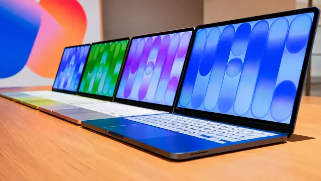 MacBook Air shortage