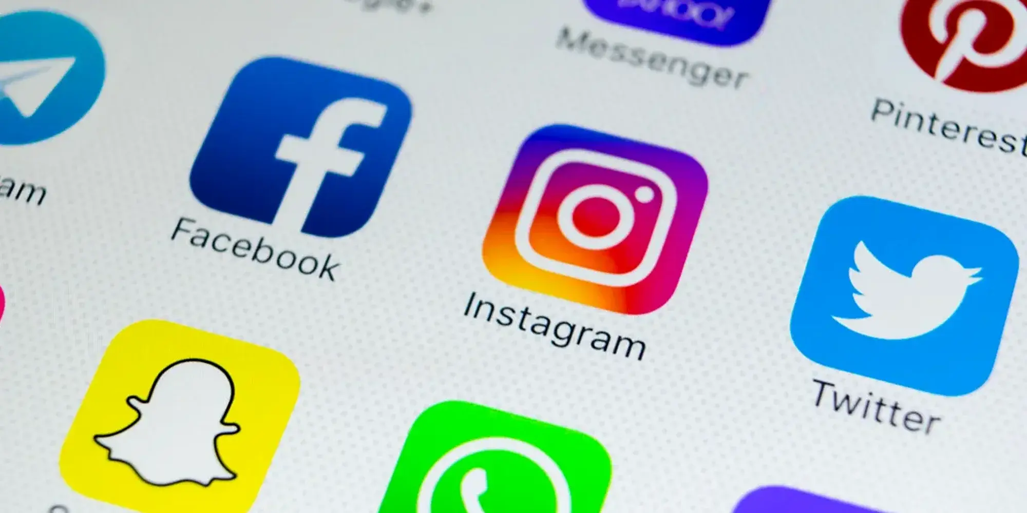 Advertising Apps like Facebook That You Should Know Explore the top 5 advertising apps to diversify your marketing beyond Facebook: LinkedIn Ads