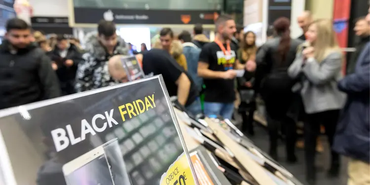 How Is Technology Helping Businesses In Driving Black Friday Success How Is Technology Helping Businesses In Driving Black Friday Success - TechResearch