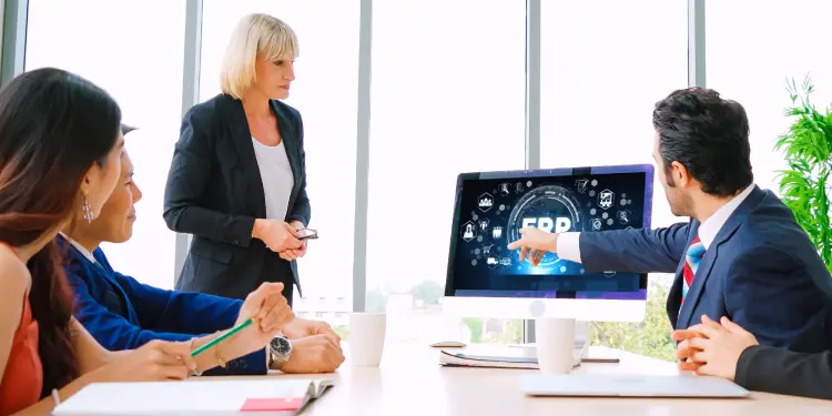 How Companies Are Training Employees to Work With AI How Companies Are Training Employees to Work With AI - TechResearch