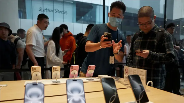 Apple Loses China’s Smartphone Market Share to Domestic Rivals as iPhone Sales Decline Apple Loses China’s Smartphone Market Share to Domestic Rivals as iPhone Sales Decline - TechResearch