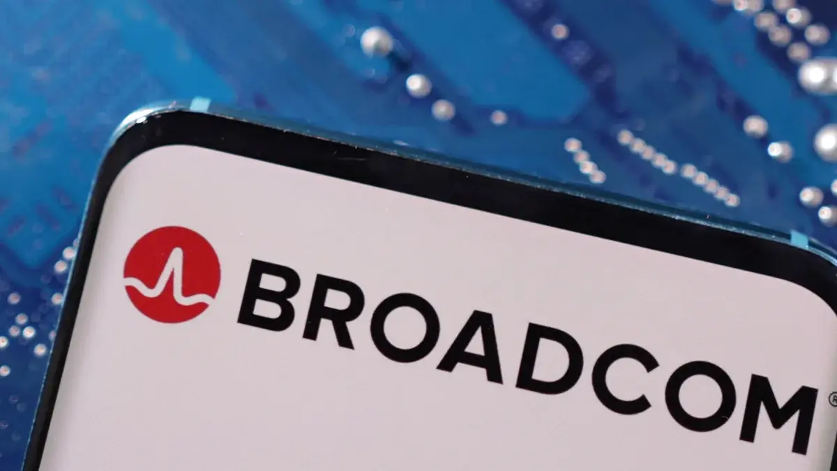 Broadcom Beats Q1 Estimates, Stocks Drop 3% on Underwhelming Revenue Forecast Broadcom stock drop