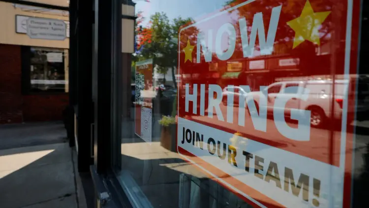 US Unemployment Claims Dip as Labor Market Shows Signs of Stability US Unemployment Claims Dip as Labor Market Shows Signs of Stability - TechResearch