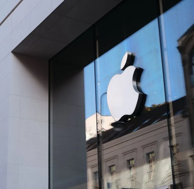 Apple iPhone leasing